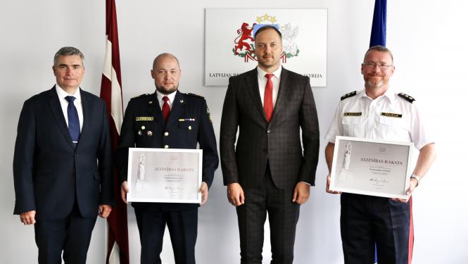 Iekšlietu ministrs sniedz apbalvojumus