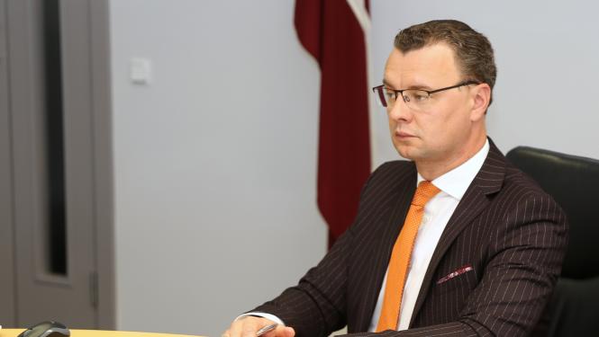 D.Trofimovs