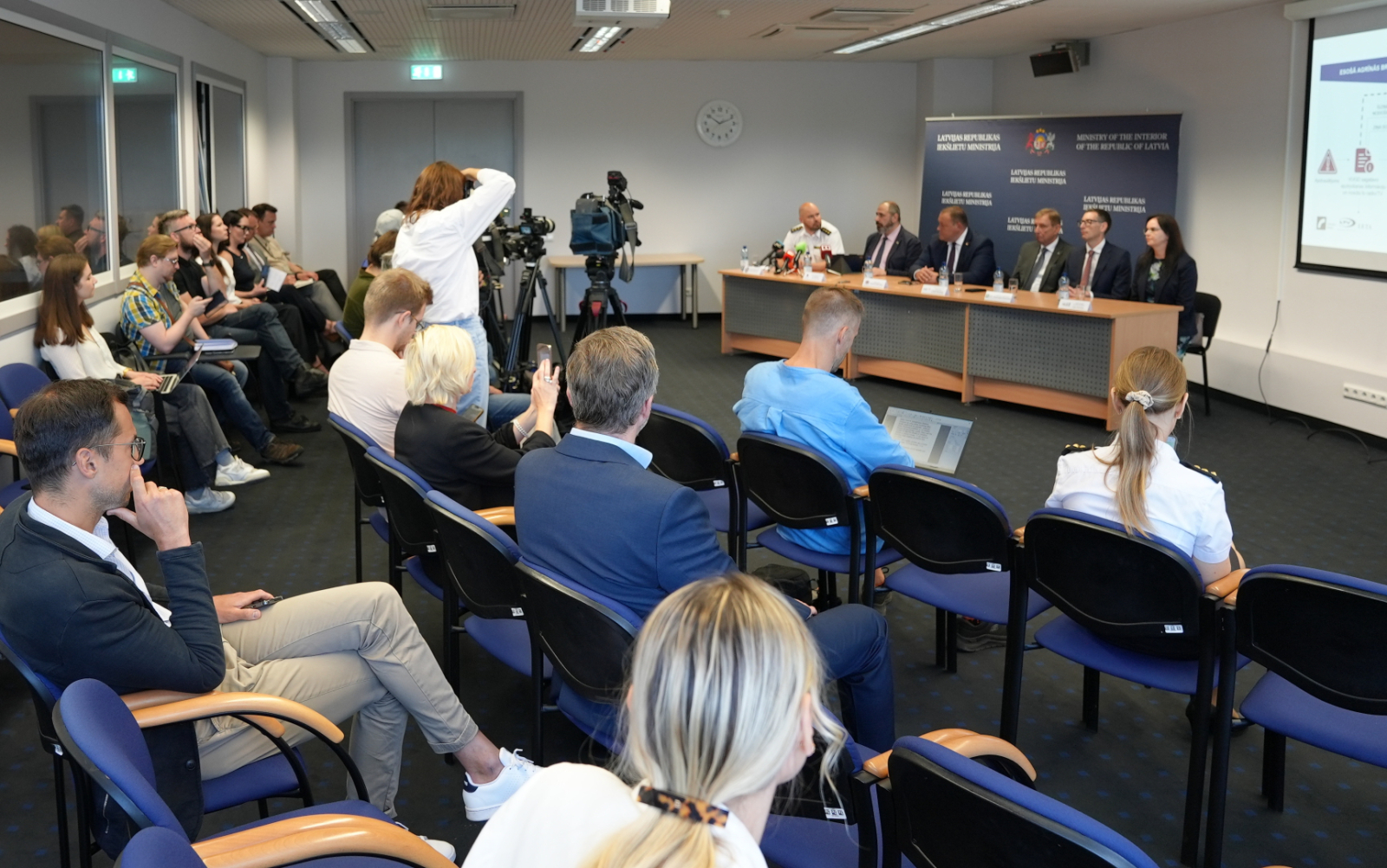 Preses konference par šūnu apraides ieviešanu Latvijā