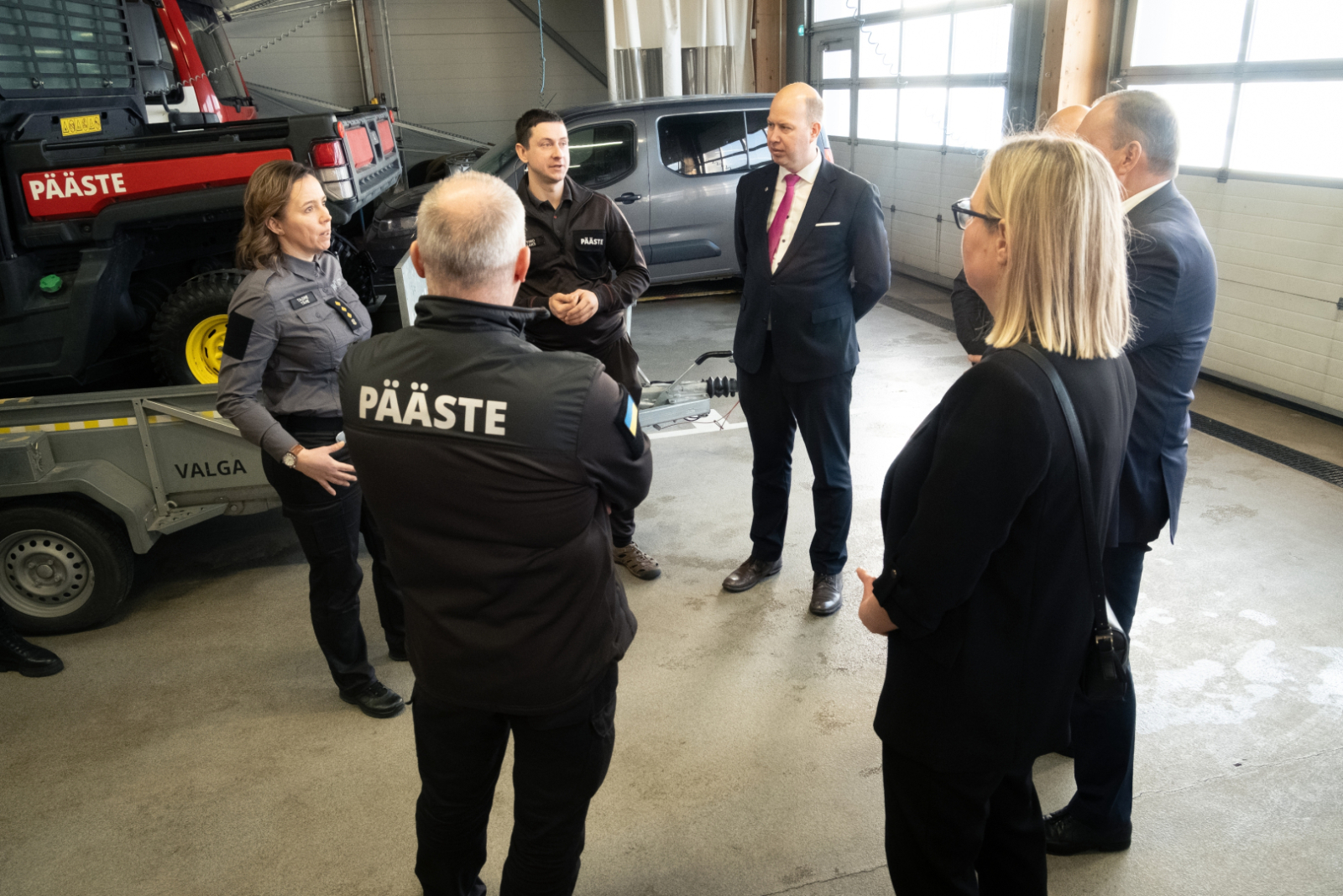 Igaunijas iekšlietu ministrs Igors Taro tiekas ar savu Latvijas kolēģi Rihardu Kozlovski, lai pārrunātu sadarbību cīņā pret pārrobežu noziedzību