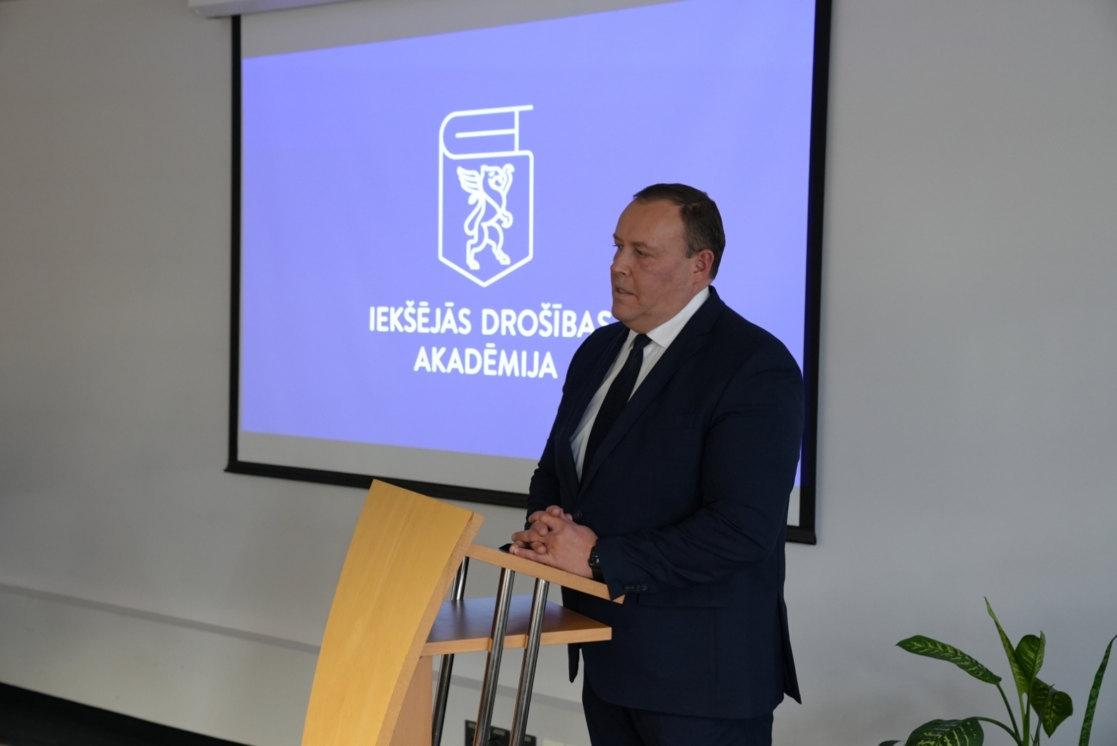 Par godu Iekšējās drošības akadēmijas pirmajai gadadienai pasniedz Iekšlietu ministrijas apbalvojumus