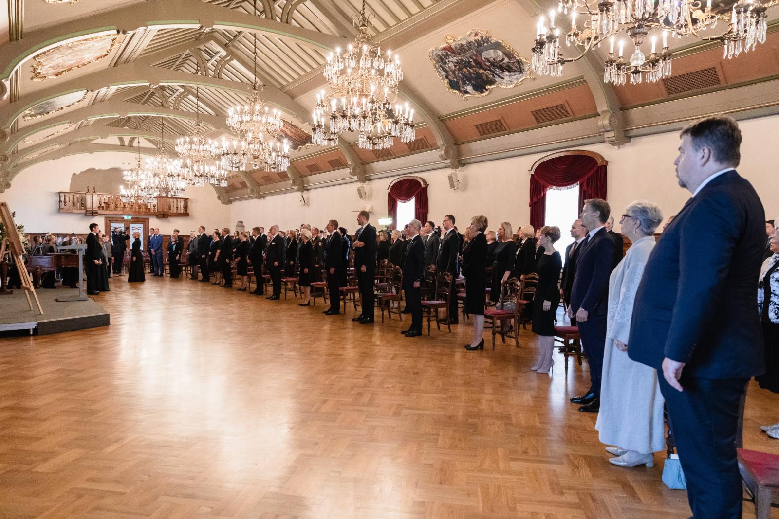 Pasākums  Rīgas pilī par godu ievērojamā Latvijas valsts un sabiedriskā darbinieka Miķeļa Valtera pārapbedīšanai Latvijā