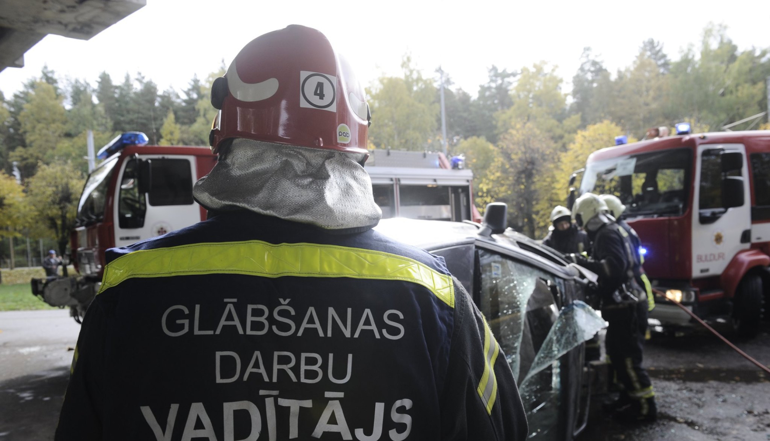 gLĀBŠANAS DARBI