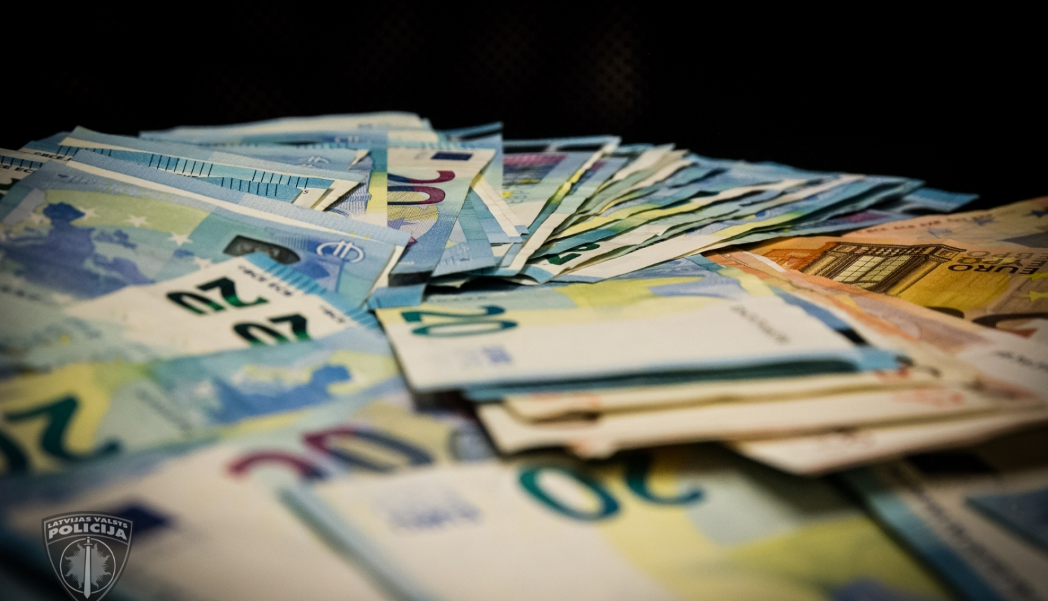 Eiro banknotes