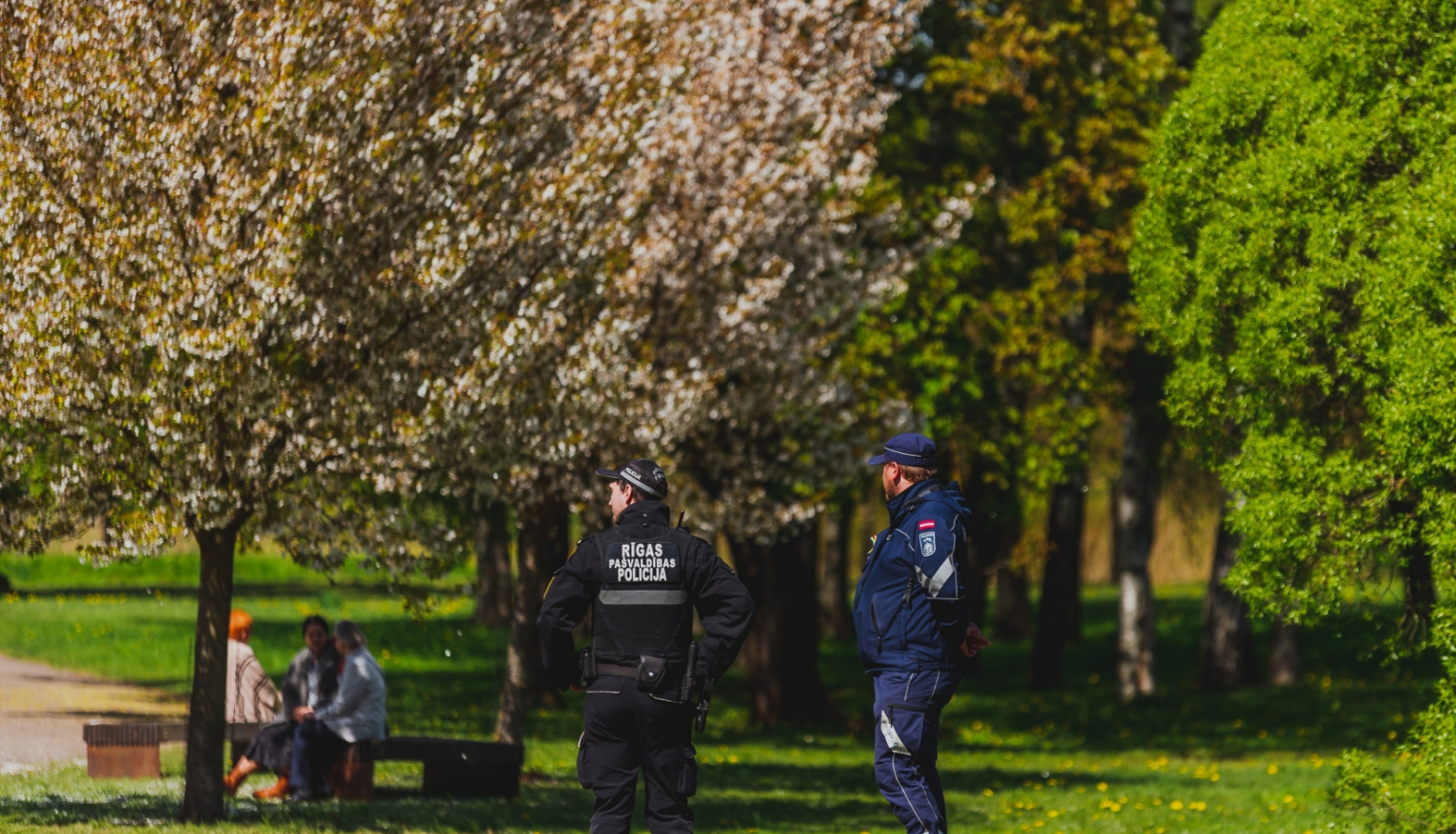 Policija