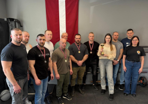 Iekšlietu ministrijas atklātā čempionāta sacensības svara stieņa spiešanā guļus