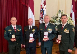 Apbalvojuma pasniegšana 