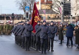 Iekšlietu ministrijas vadība un iekšlietu dienesti piedalās Latvijas Proklamēšanas gadadienai velt
