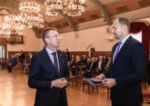 Pasākums  Rīgas pilī par godu ievērojamā Latvijas valsts un sabiedriskā darbinieka Miķeļa Valtera pārapbedīšanai Latvijā