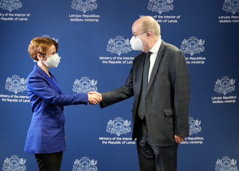 iekšlietu ministre Marija Golubeva tikās ar Apvienotās Karalistes ārkārtējo un pilnvaroto vēstnieku Latvijas Republikā V.E. Polu Bramelu