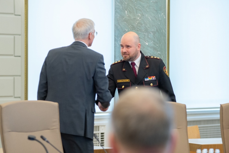 Ministru prezidents ar pulkvedi Mārtiņu Baltmani