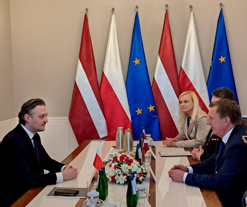 Iekšlietu ministrs vizītē Polijā