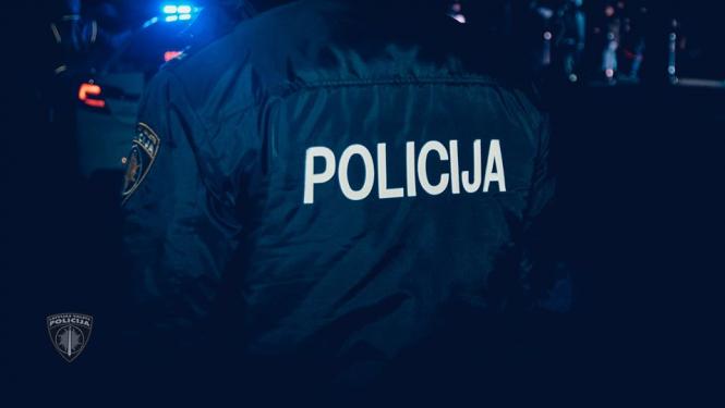 policija