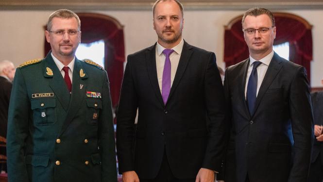 Pasākums  Rīgas pilī par godu Latvijas pirmā iekšlietu ministra un ievērojamā Latvijas valsts un sabiedriskā darbinieka Miķeļa Valtera pārapbedīšanai Latvijā