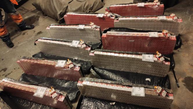 kontrabandas cigaretes iepakojumos