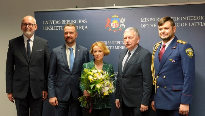 Paraksta līgumu par Iekšējās drošības akadēmijas izveidi