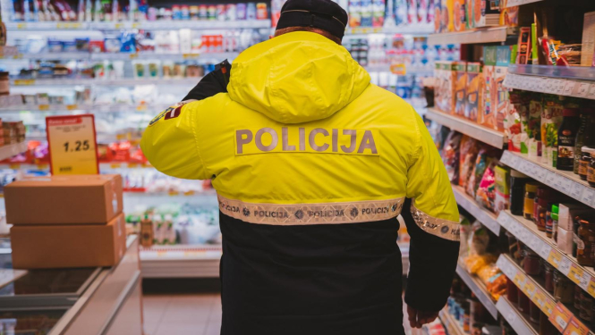 policija
