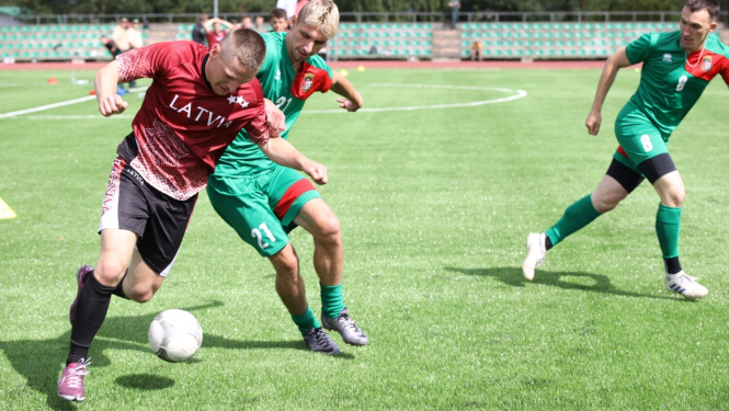 Sacensības futbolā