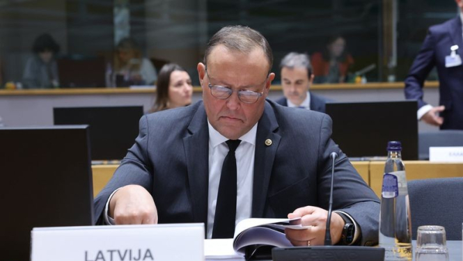 Iekšlietu ministrs R.Kozlovskis