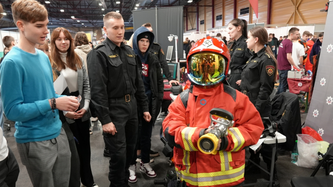 Paraugdemonstrējums izstādē