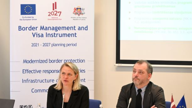 Iekšlietu ministrijas pārstāvji