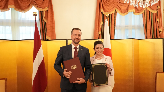 Ministrs Kristaps Eklons un Japānas vēstniece