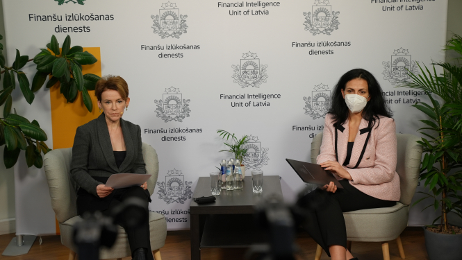 Ministre pasākumā FID