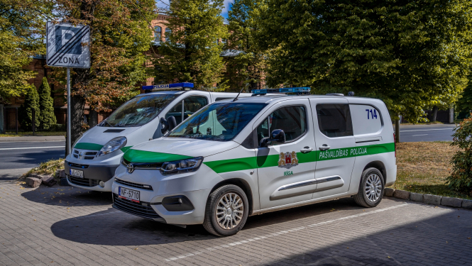 Pašvaldības policijas mašīnas