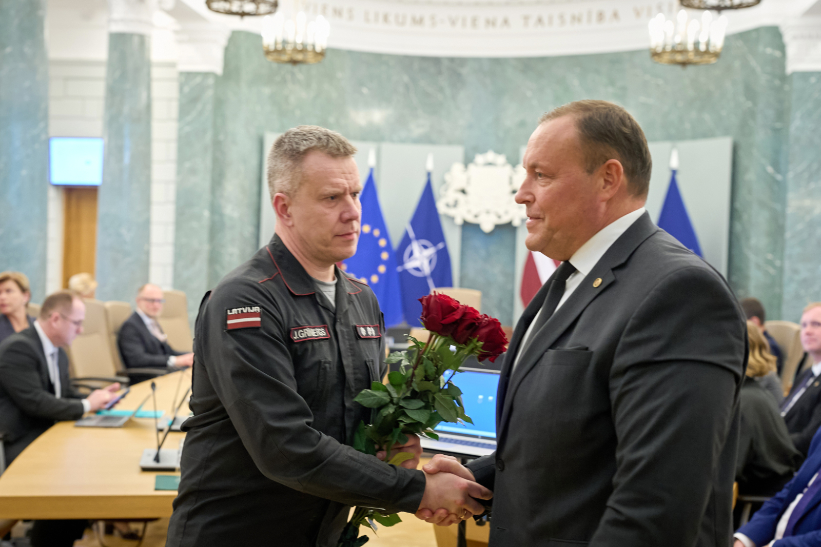 MK sēdē piešķir ģenerāļa pakāpi