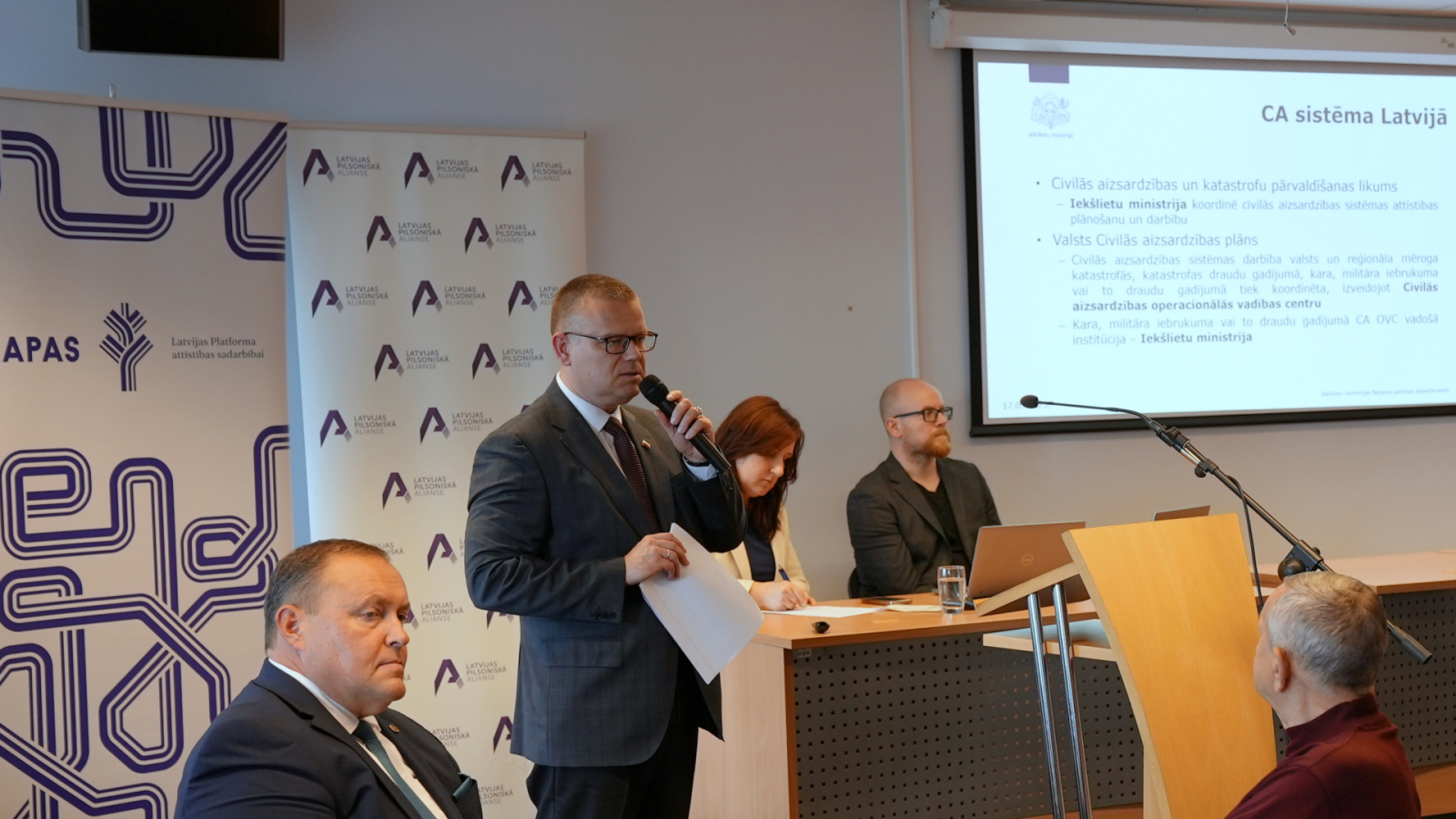 Seminārs Iekšlietu ministrijā - NVO iesaiste civilajā aizsardzībā un sabiedrības noturības stiprināšanā