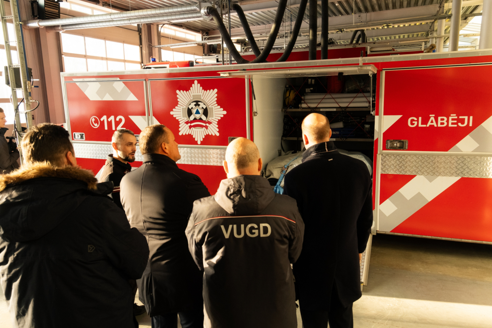 Igaunijas iekšlietu ministrs Igors Taro tiekas ar savu Latvijas kolēģi Rihardu Kozlovski, lai pārrunātu sadarbību cīņā pret pārrobežu noziedzību