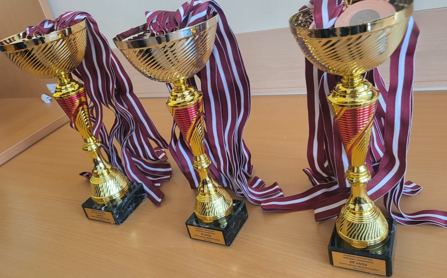 Iekšlietu ministrijas atklātā čempionāta sacensības svara stieņa spiešanā guļus