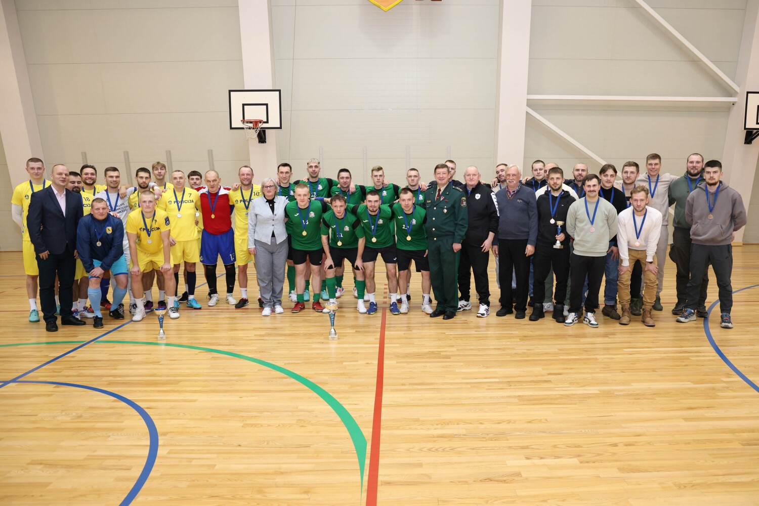 Iekšlietu ministrijas čempionāta sacensībās telpu futbolā uzvar  Valsts robežsardzes komanda