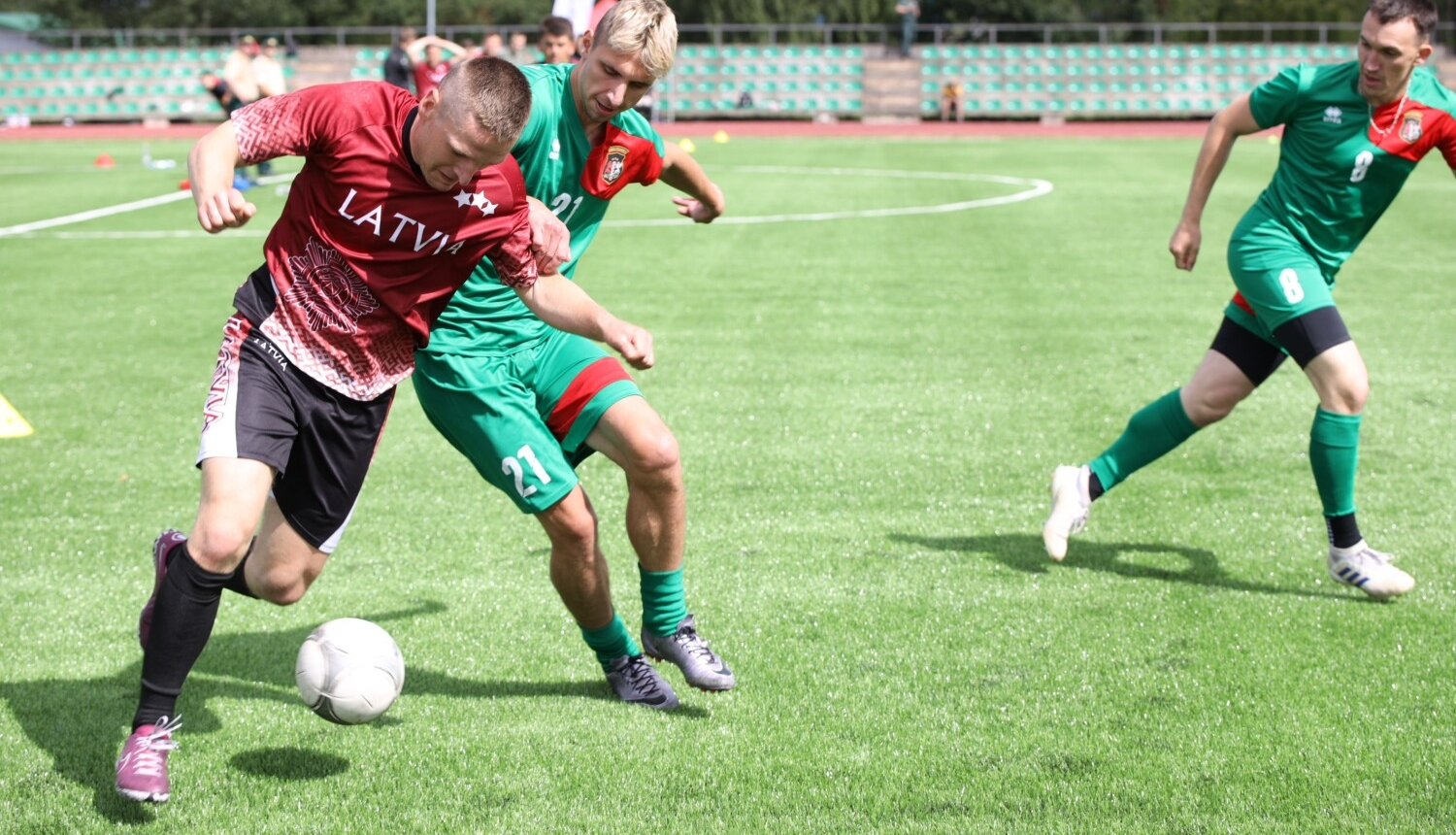 Sacensības futbolā