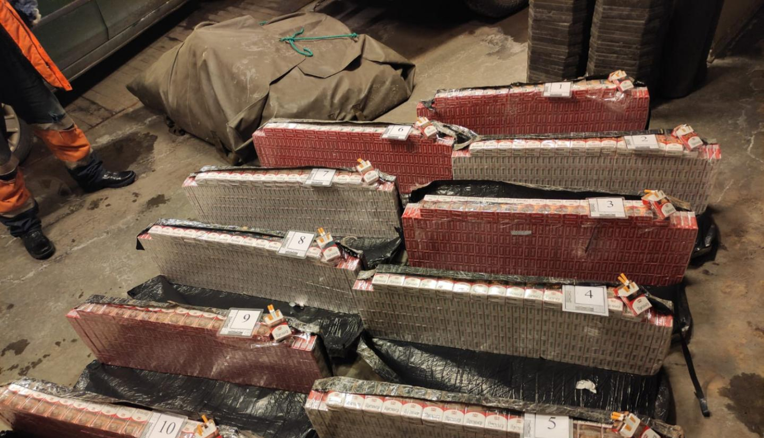 kontrabandas cigaretes iepakojumos