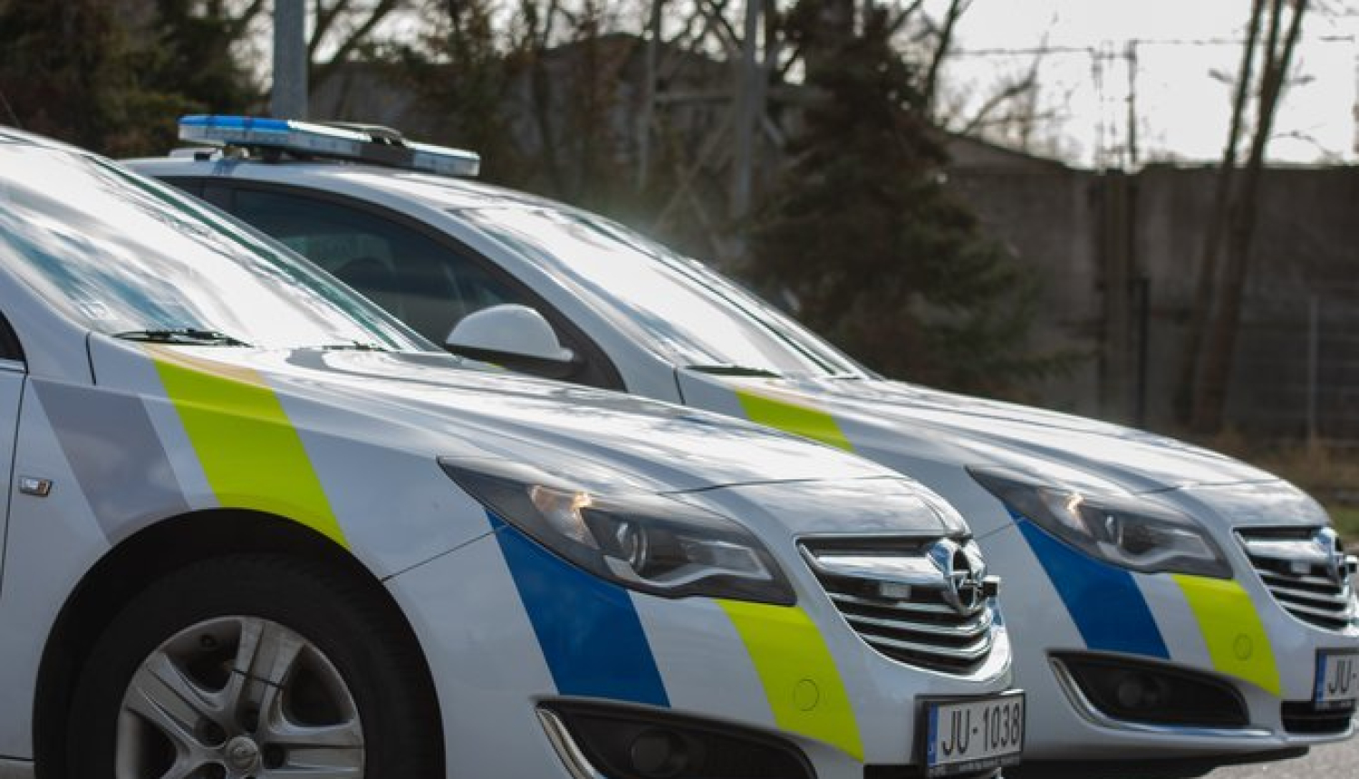 Policijas trafarētie auto