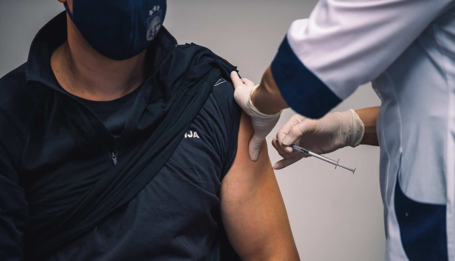 Vakcinē Valsts policiju