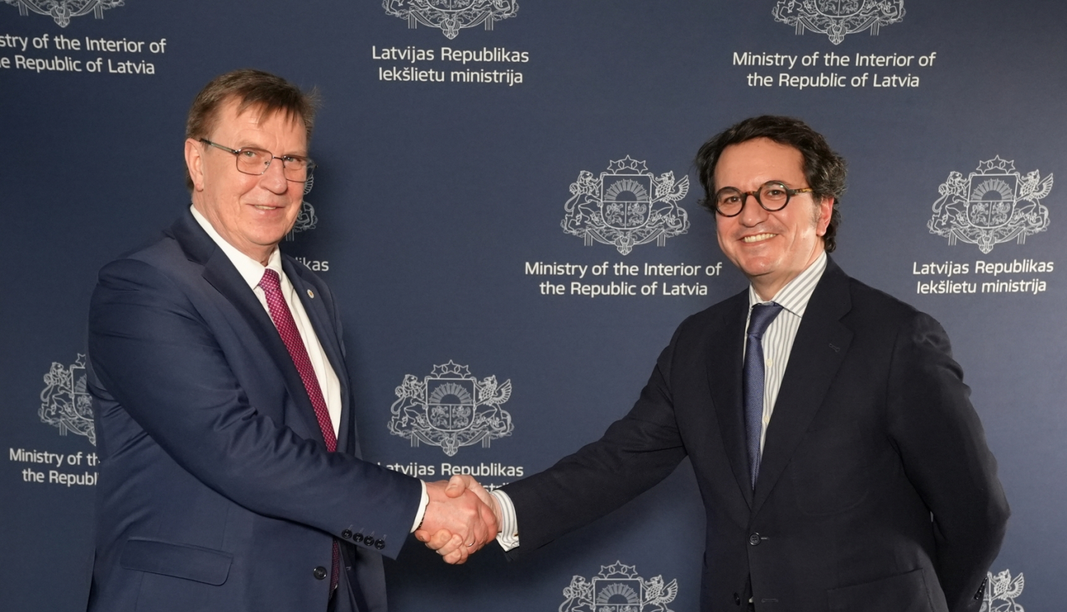 Spānijas Karalistes ārkārtējais un pilnvarotais vēstnieks Latvijas Republikā Manuels Alhams Oreness