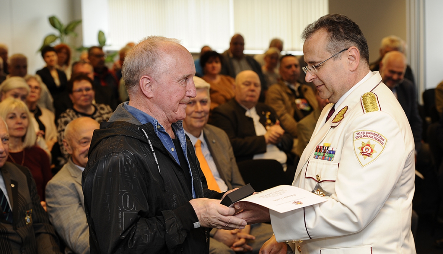 Iekšlietu ministrijā godina Čornobiļas AES seku likvidēšanas dalībniekus